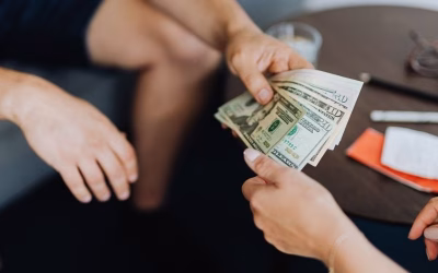 How Much to Tip Movers: A Straightforward Guide